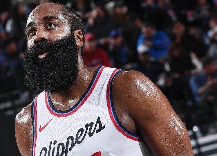 爱游戏官方入口-火箭队连胜！詹姆斯哈登表现出色！