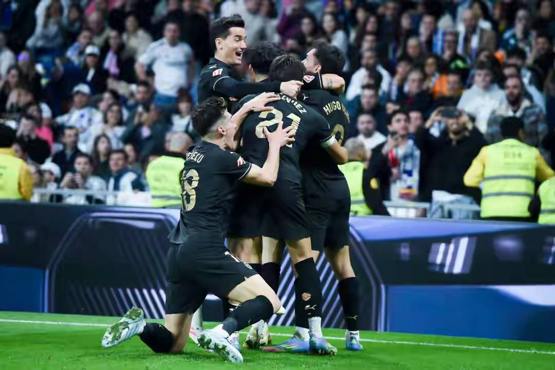 皇家贝蒂斯大获全胜，巴伦西亚客场胜出