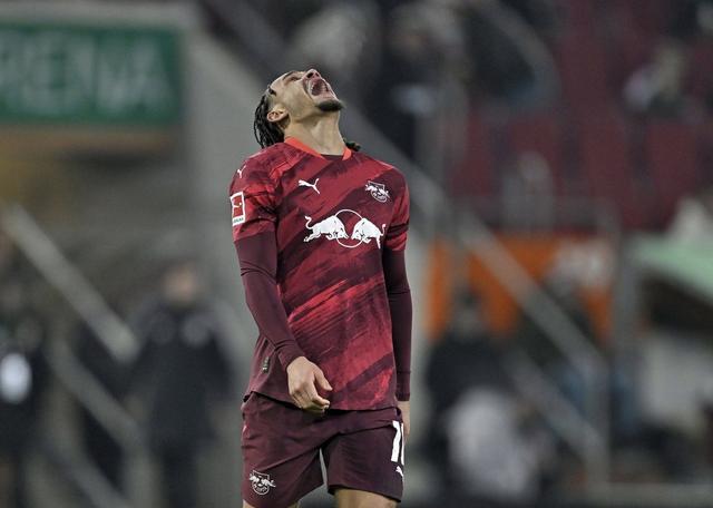 包含莱比锡红牛击败多特蒙德，德国足球联赛大意失荆州的词条