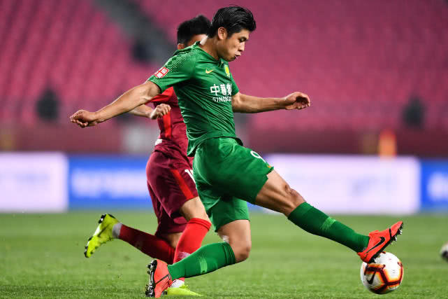 斯图加特在引援上动作频频,欲力挽狂澜逆袭 斯图加特在引援上动作频频,欲力挽狂澜逆袭