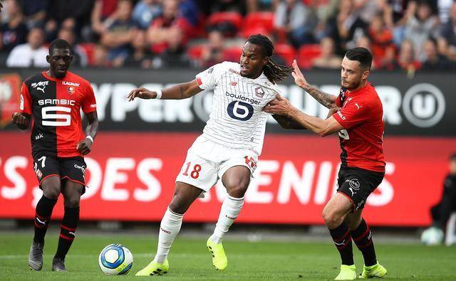 包含尼姆主场胜里尔,联赛前进一步的词条 包含尼姆主场胜里尔,联赛前进一步的词条