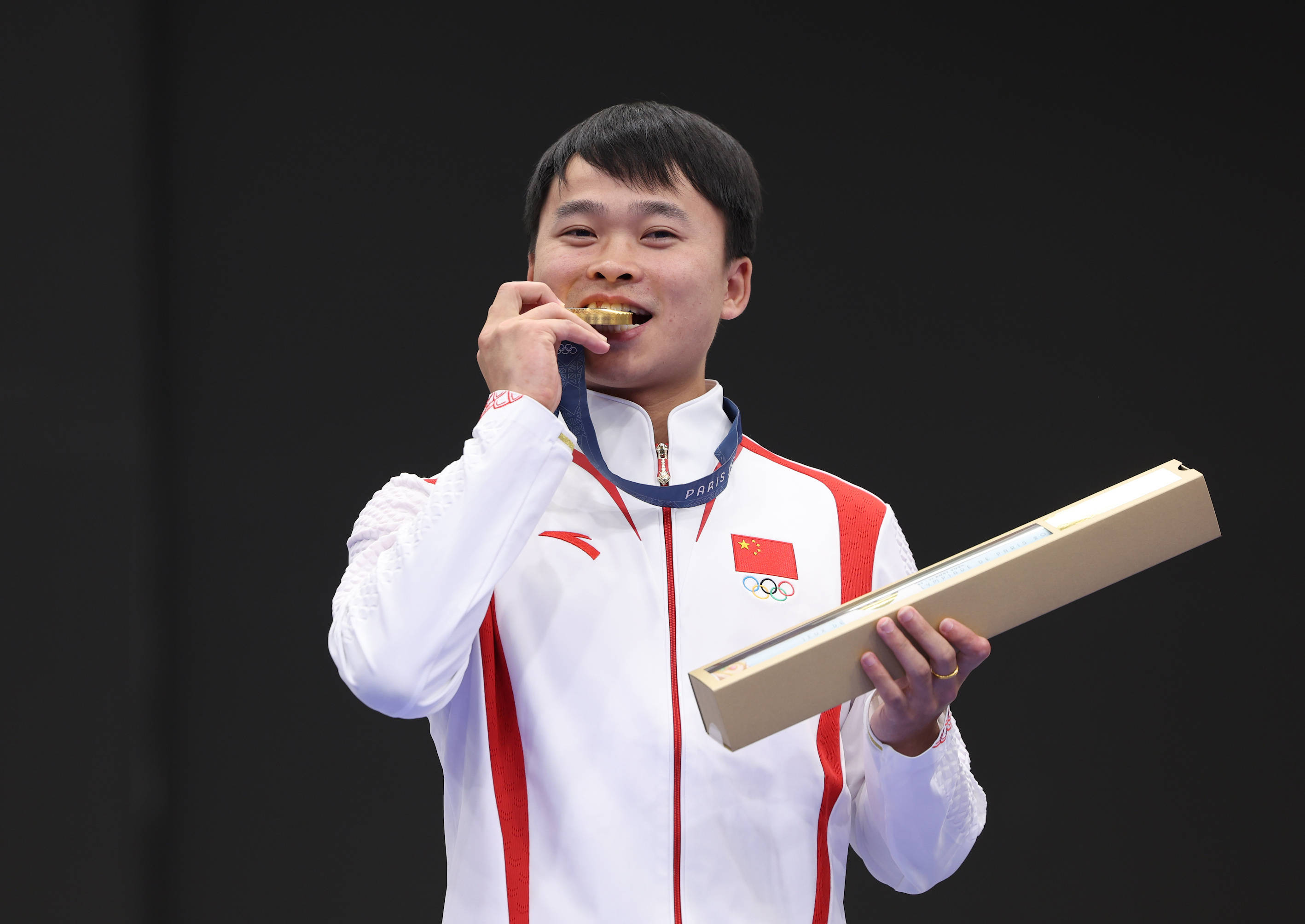 爱游戏官网-乌拉圭男子射击选手夺得冠军