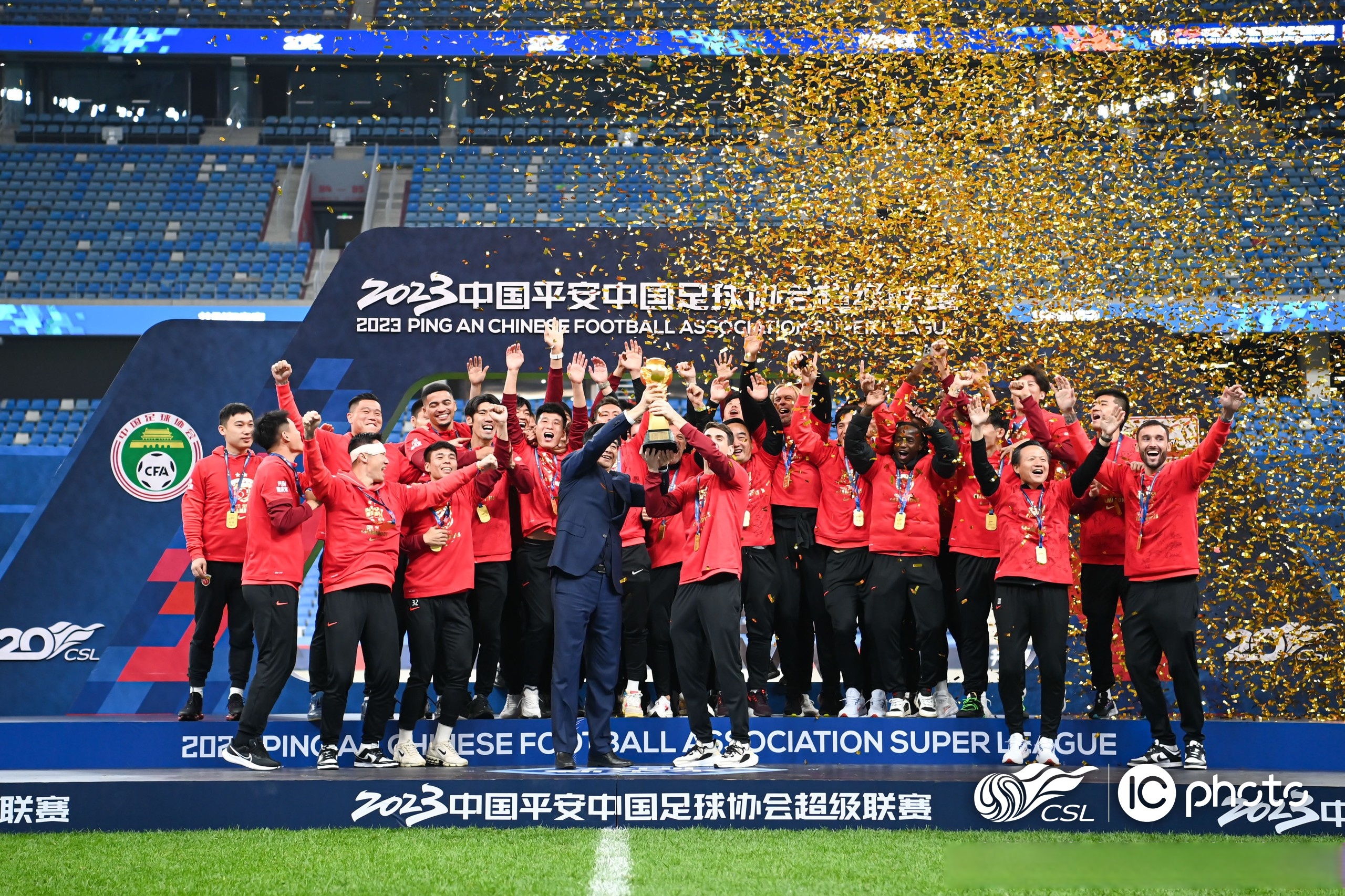 关于军团再次登顶,德甲赛季表现可圈可点的信息 关于军团再次登顶,德甲赛季表现可圈可点的信息