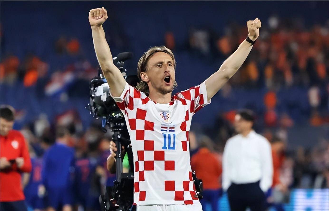 爱游戏官网-格尔尼亚主帅赞扬球队表现，期待更好成绩