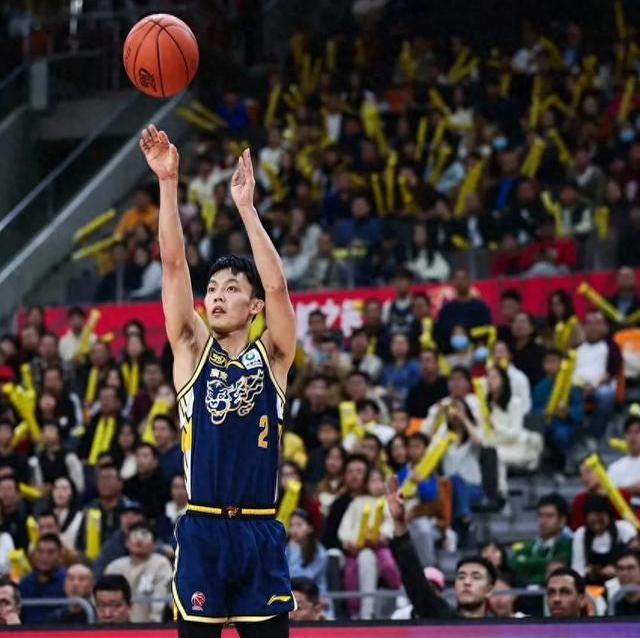 爱游戏网页版登录入口-广州富力挑战山东鲁能，胜者晋级