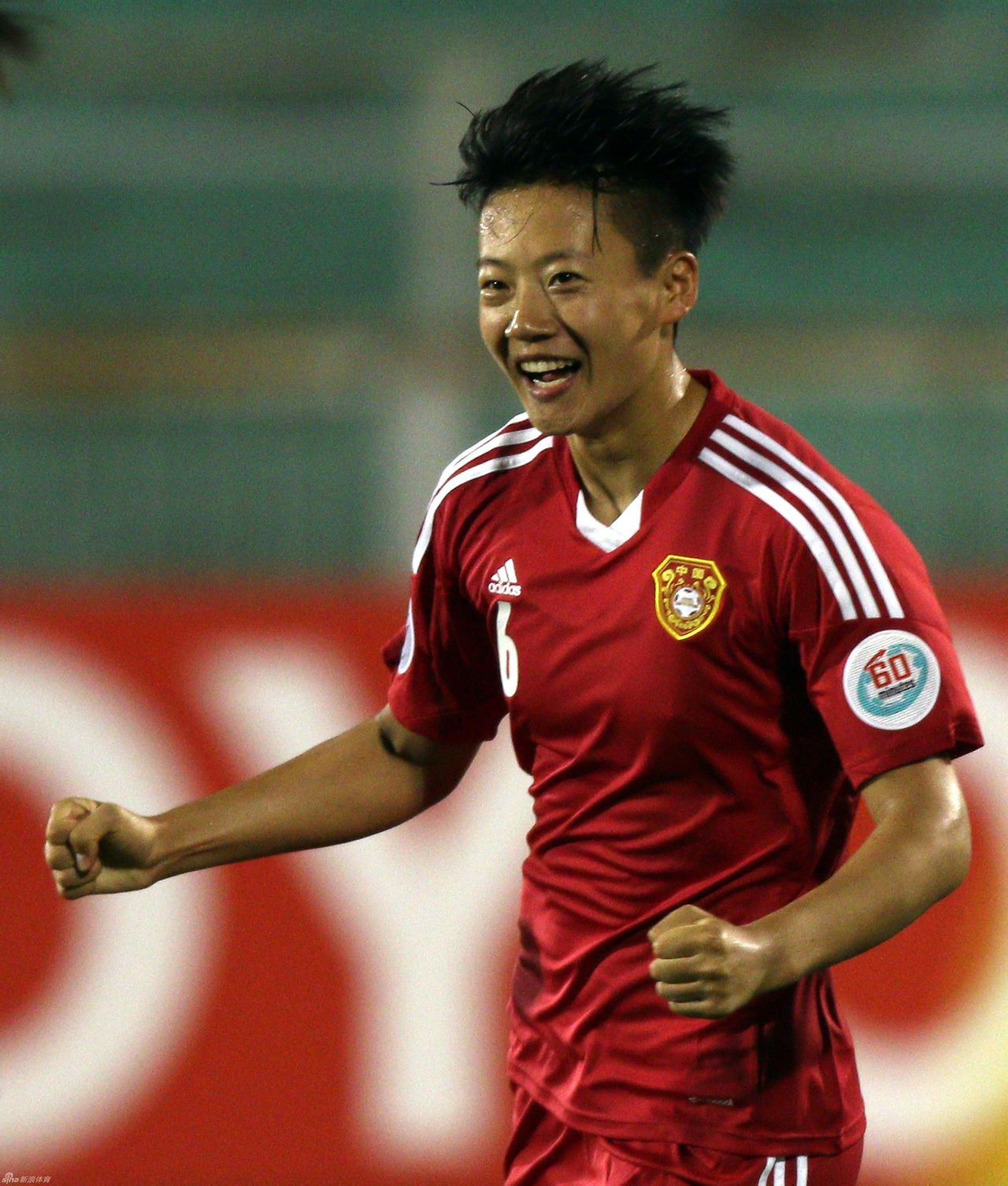 爱游戏-包含亚洲女足联赛决赛，球员实力拼尽的词条