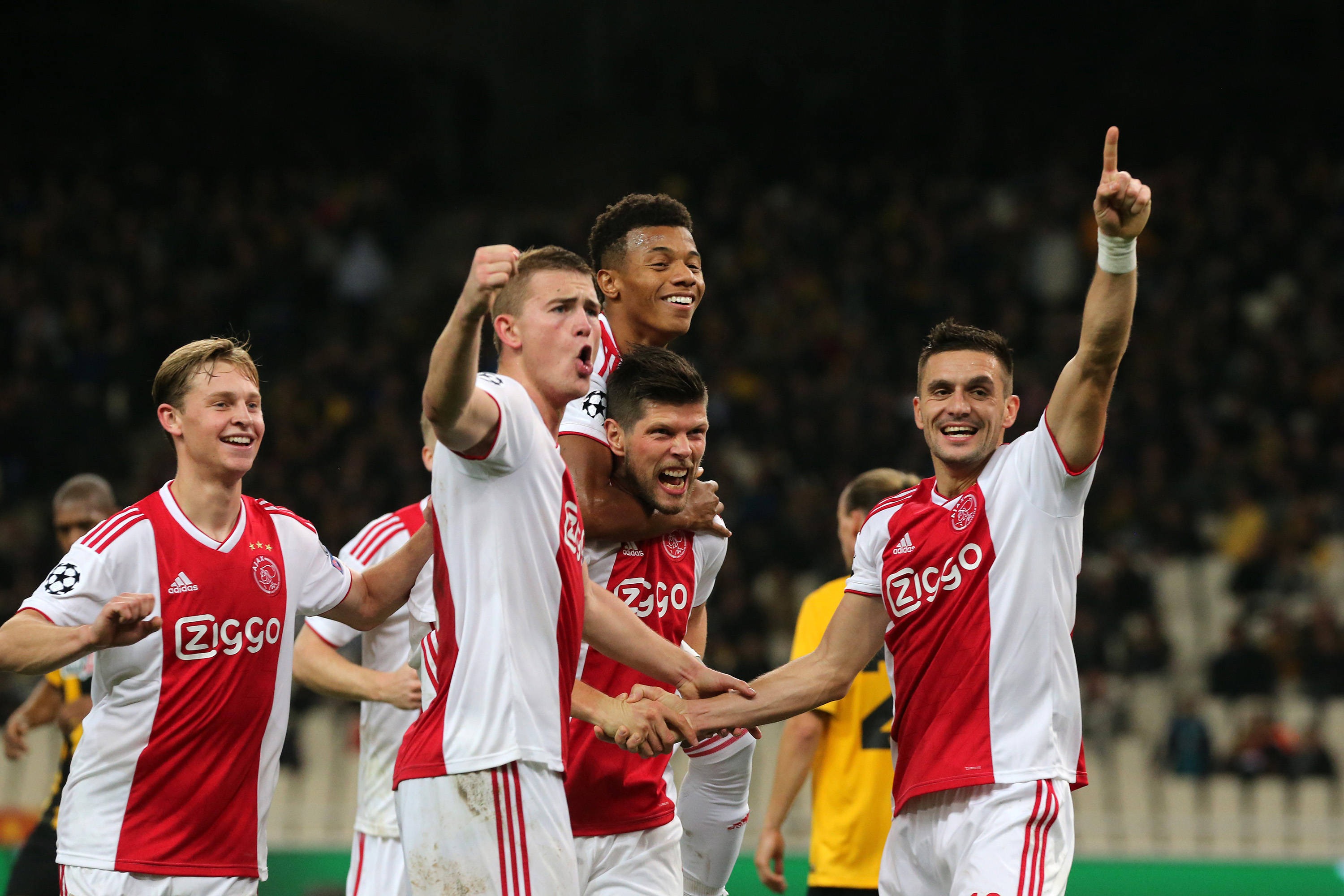 爱游戏官方登录入口-关于西班牙马德里敲平对手，三轮不败显示复苏迹象的信息