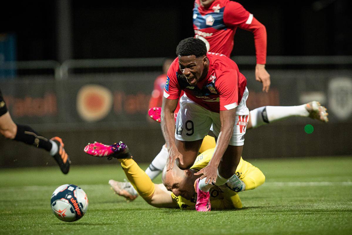 爱游戏入口-蒙彼利埃客场击败斯特拉斯堡