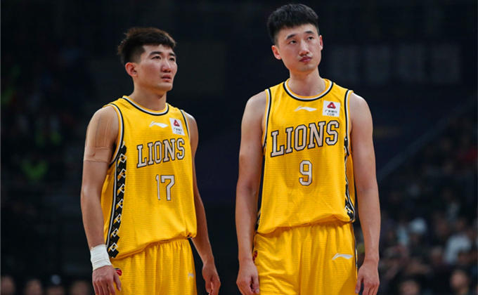 陕西队危机四伏,队员团结合作守卫荣誉的简单介绍 陕西队危机四伏,队员团结合作守卫荣誉的简单介绍