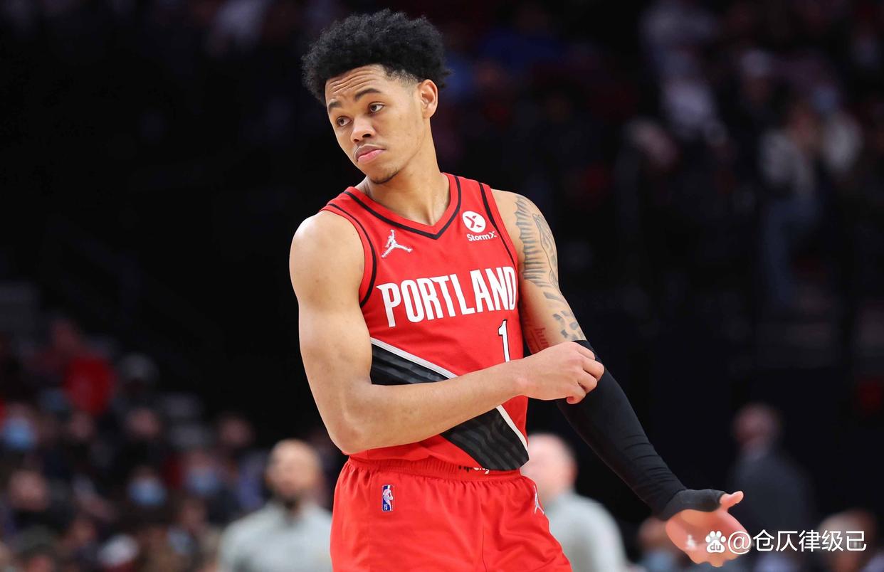 开拓者主场大胜黄蜂，稳定西部第二的简单介绍