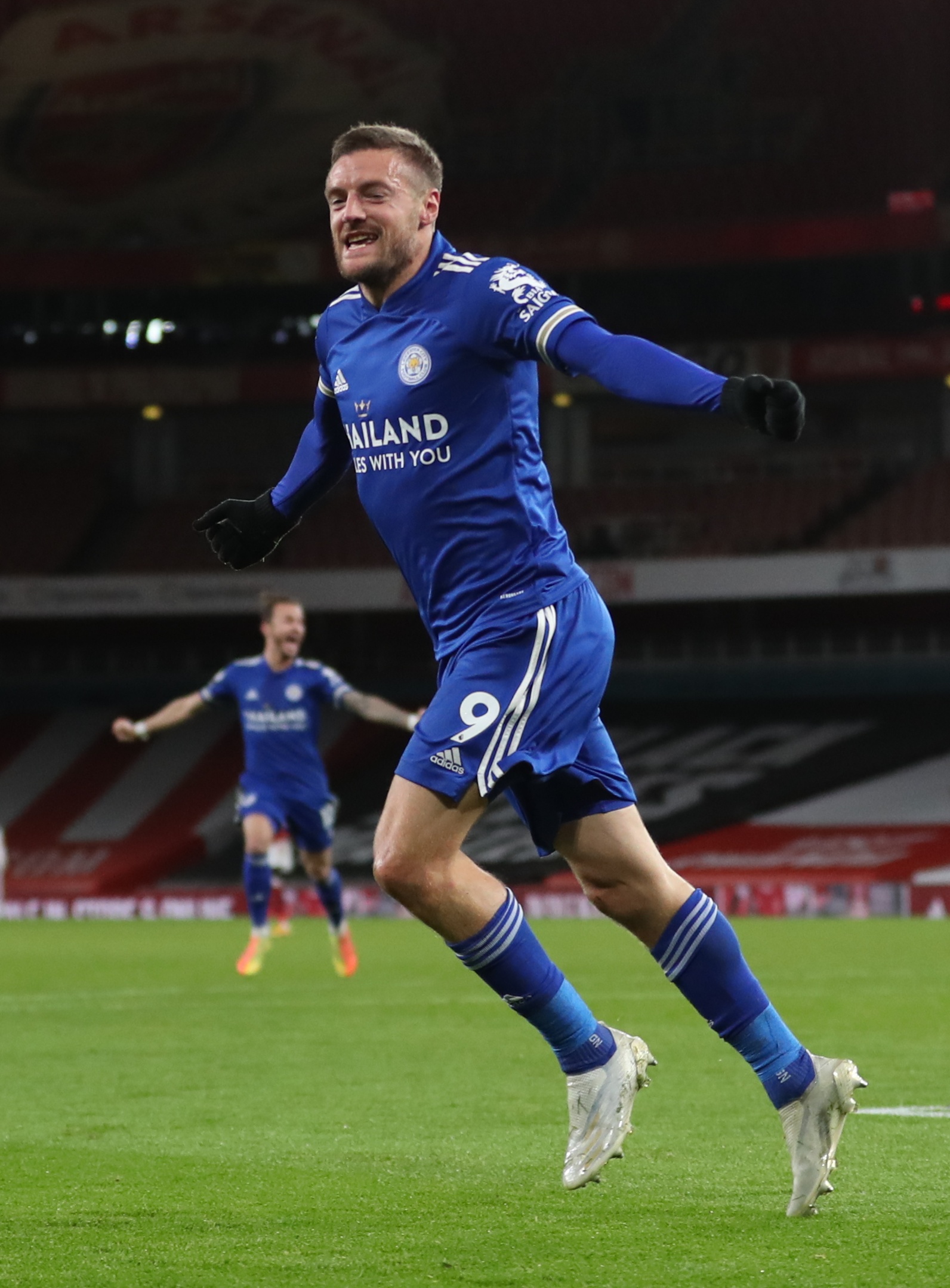 爱游戏官方登录入口-埃弗顿主场告负，球队亟需重振士气