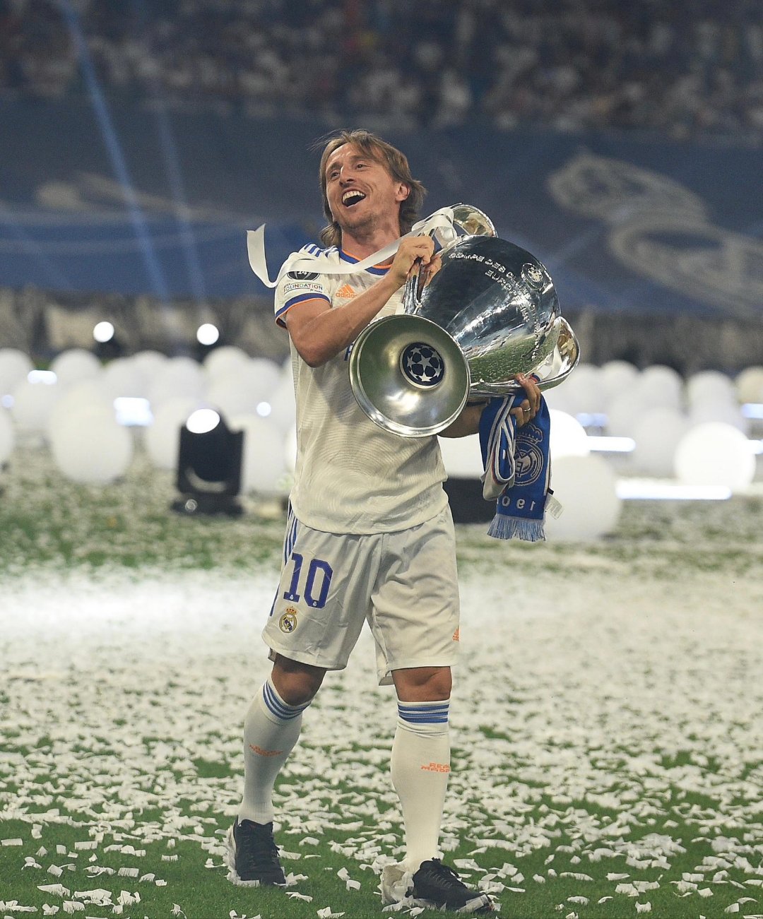 关于莫德里奇持续爆发,皇马欧冠霸主地位更趋稳定的信息 关于莫德里奇持续爆发,皇马欧冠霸主地位更趋稳定的信息