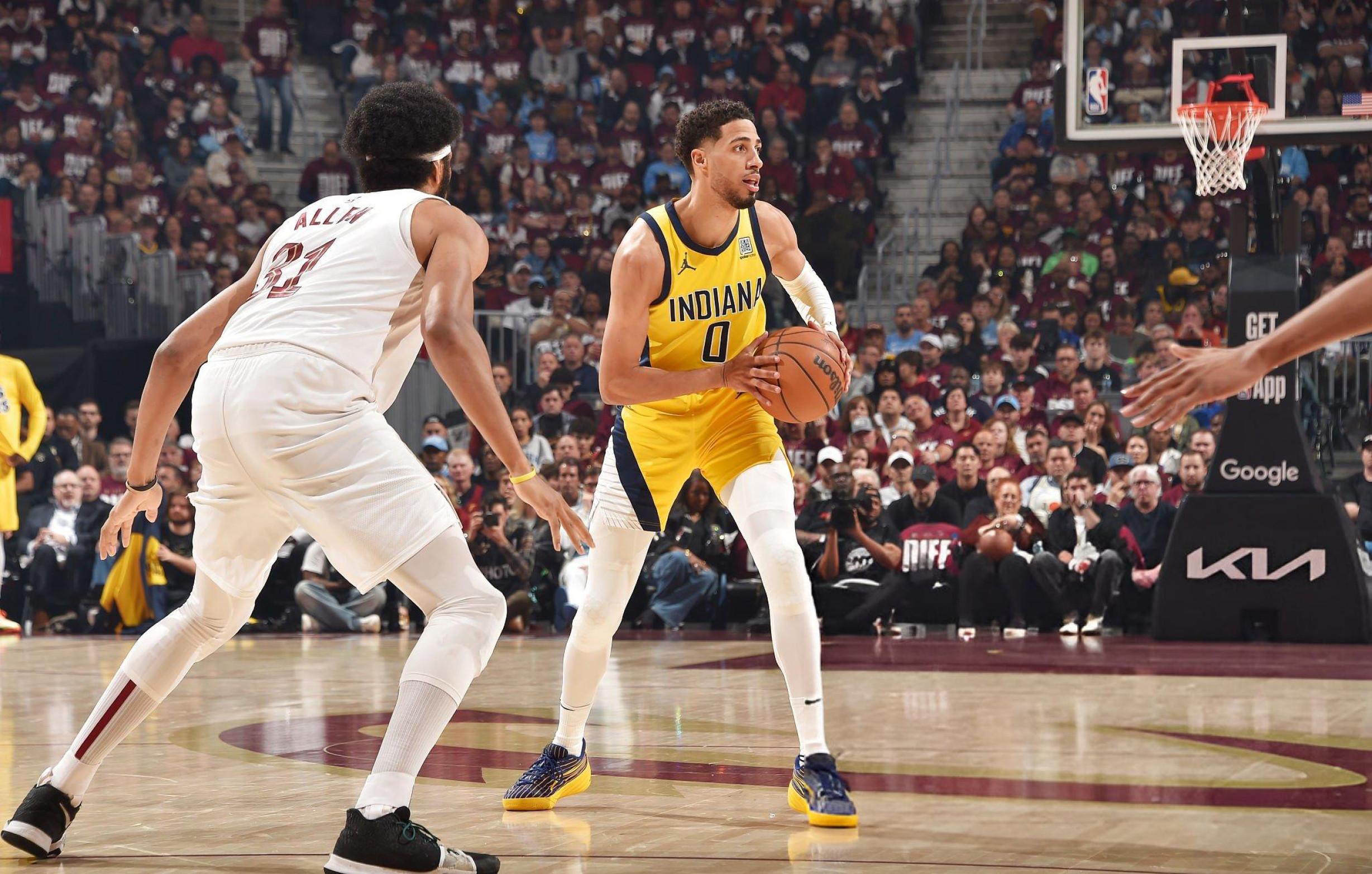 步行者客场大胜黄蜂追赶赛季胜场 步行者客场大胜黄蜂追赶赛季胜场