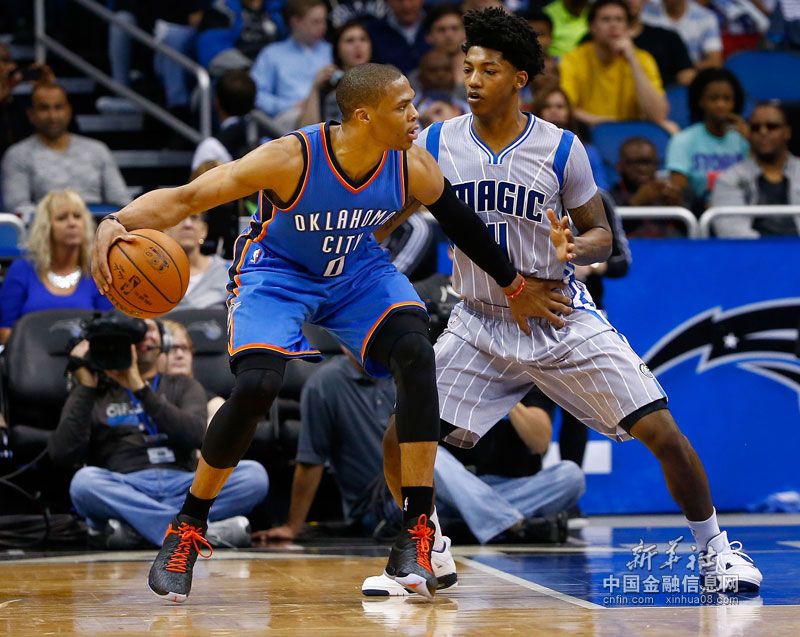 集群队擒下马刺，让全队士气大振向前冲