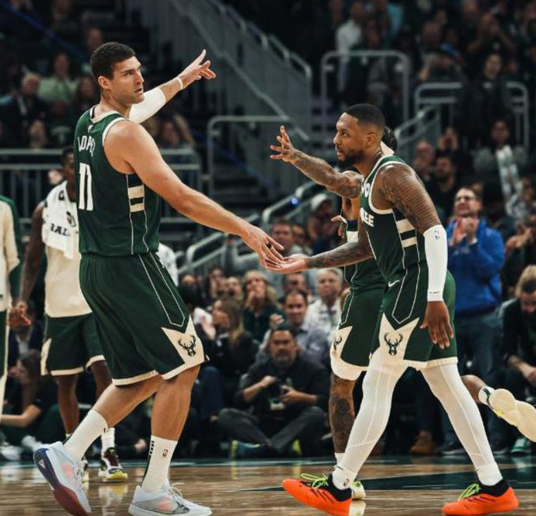 爱游戏中国官网-热火客场大胜雄鹿领先东部