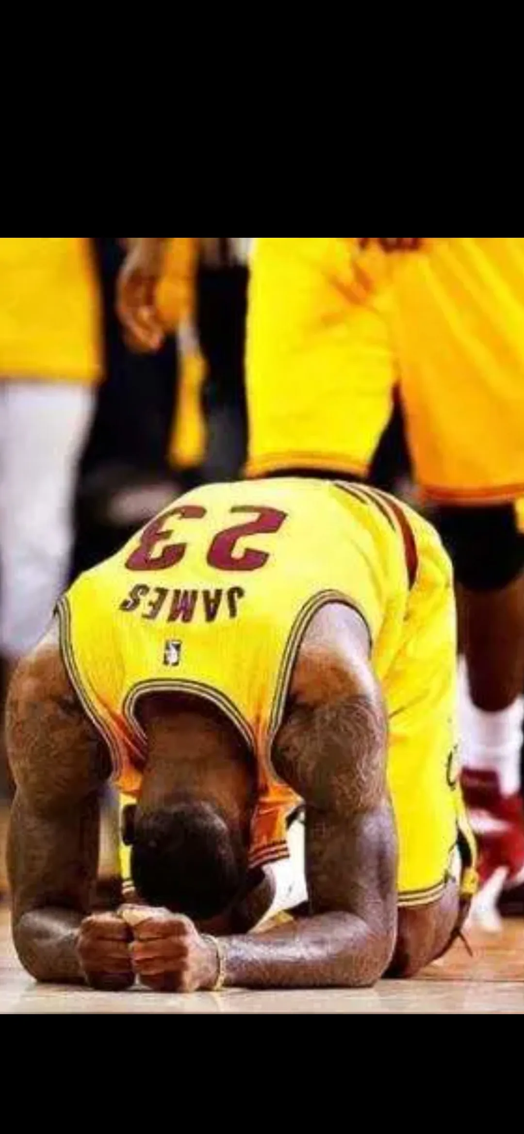 詹姆斯砍下分!湖人击败太阳,总比分-领先的简单介绍 詹姆斯砍下分!湖人击败太阳,总比分-领先的简单介绍