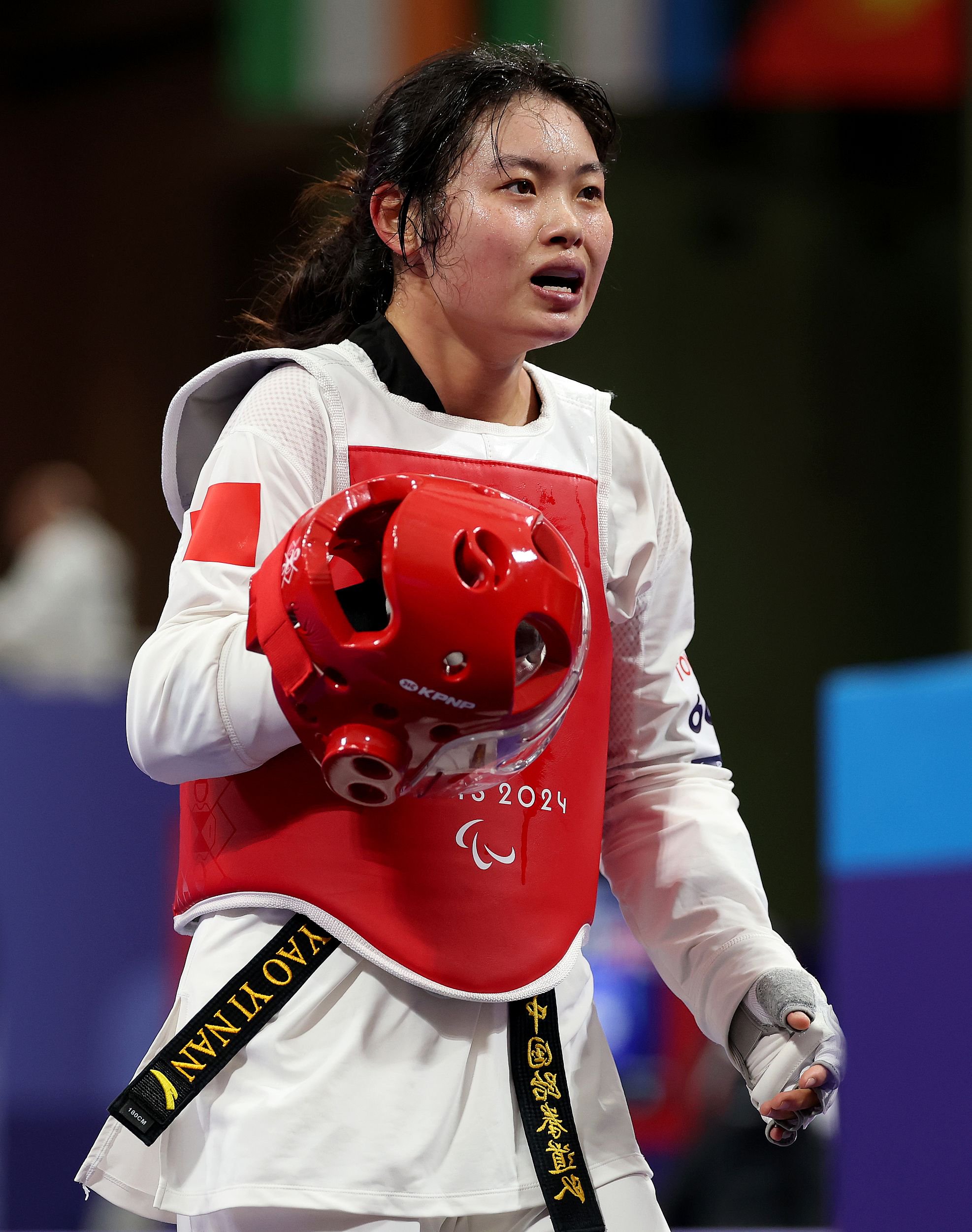 中国运动员在跆拳道比赛中实现逆袭